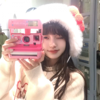 穿书后我靠手镯攻略前任